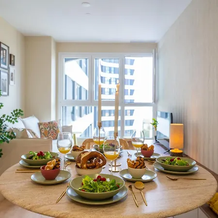 Apartment Xpce Urban 2 Skyline Parking Free